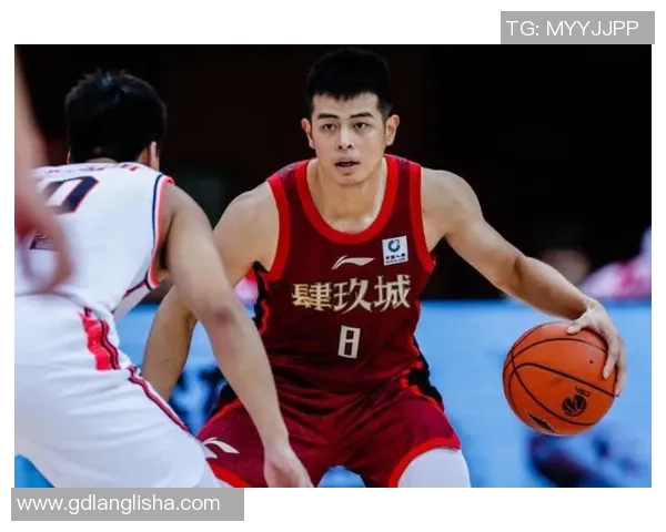 深圳篮球队近期状态分析与表现评估全面解读 深圳篮球队近期状态分析与表现评估全面解读