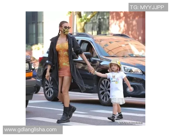 足球明星前任女友大揭秘揭晓那些曾与他们共度青春的美女们