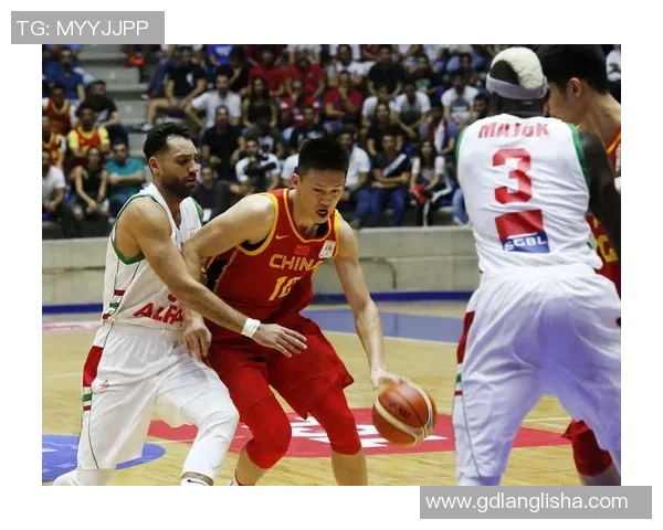 重庆篮球队在世界杯中的战术分析与表现评估探讨 重庆篮球队在世界杯中的战术分析与表现评估探讨